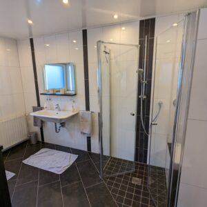modernes Badezimmer / modern Bathroom